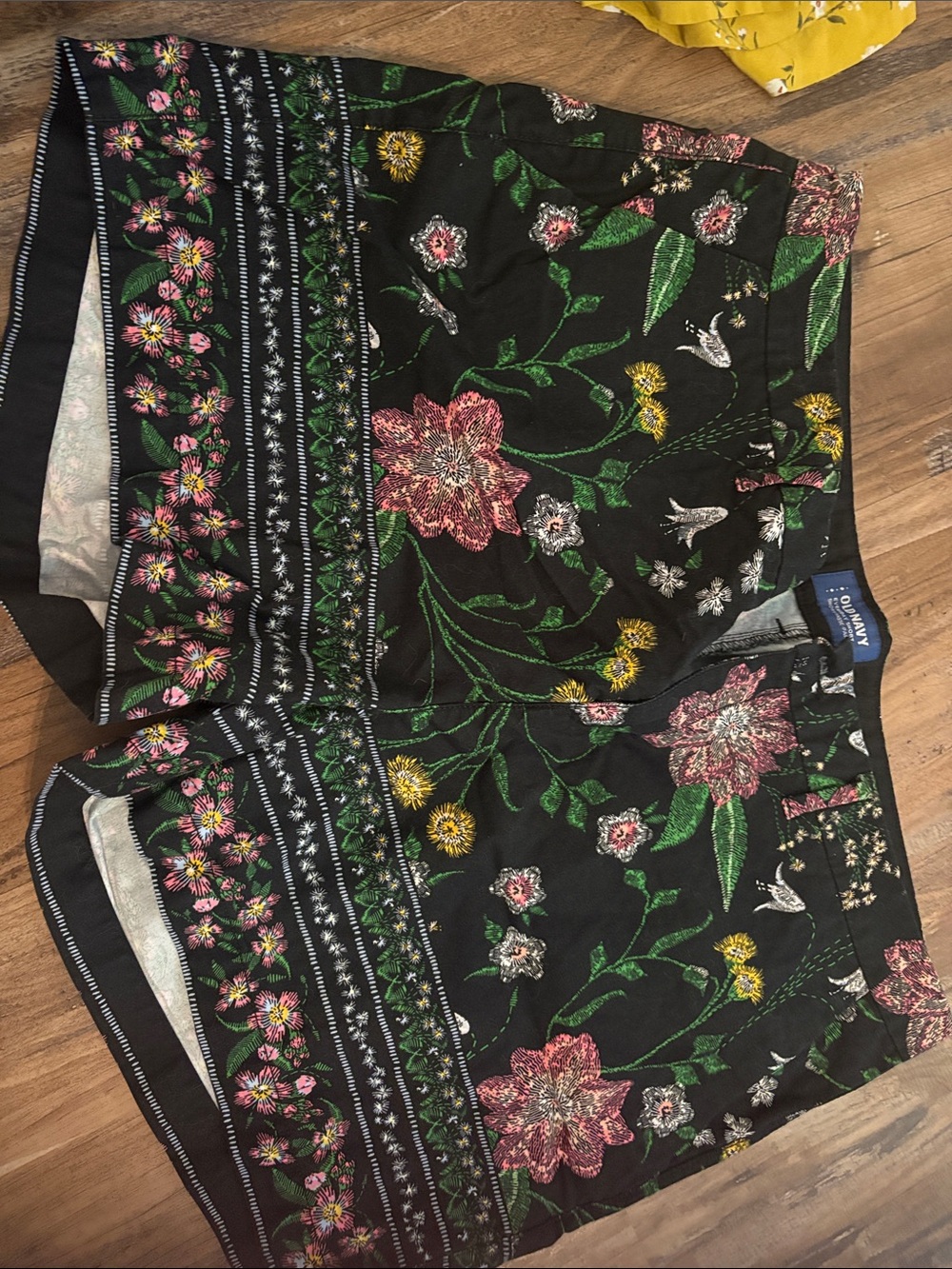 Old Navy Black Floral Embroidered look Border Shorts